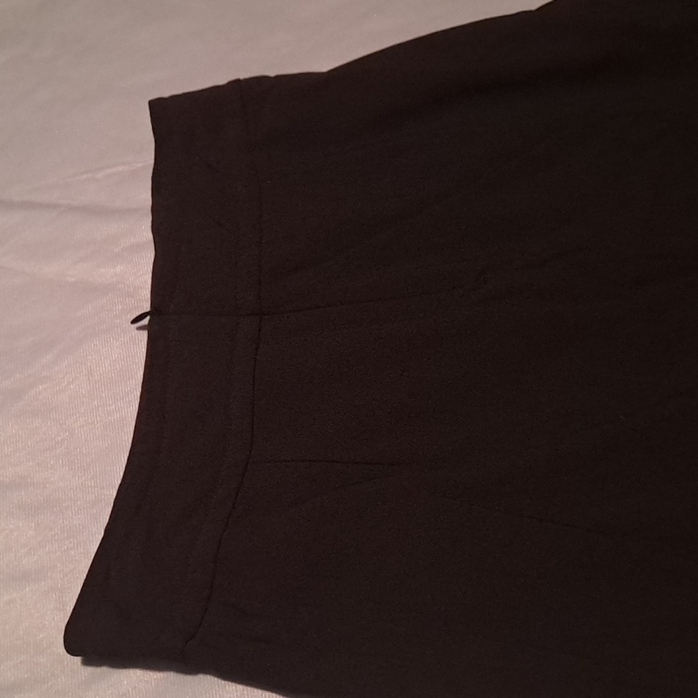 Skirt - Picture 3 of 3